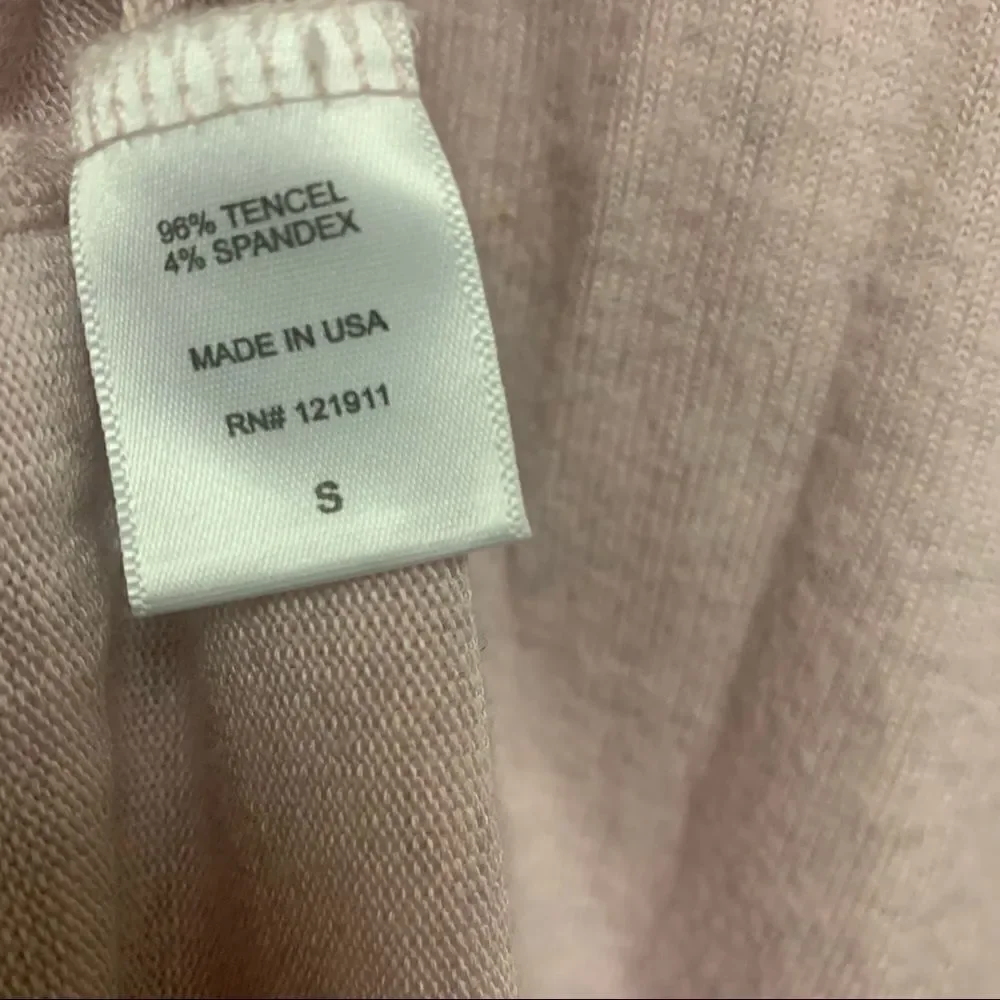 LNA Shoulder Cut-Out Pink Sweater Size Small